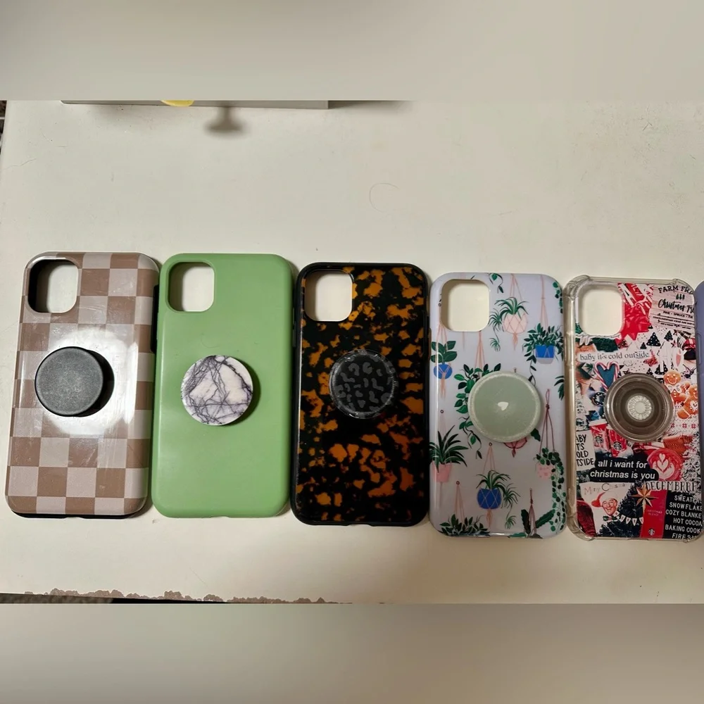 Phone cases/popsockets - Picture 3 of 3